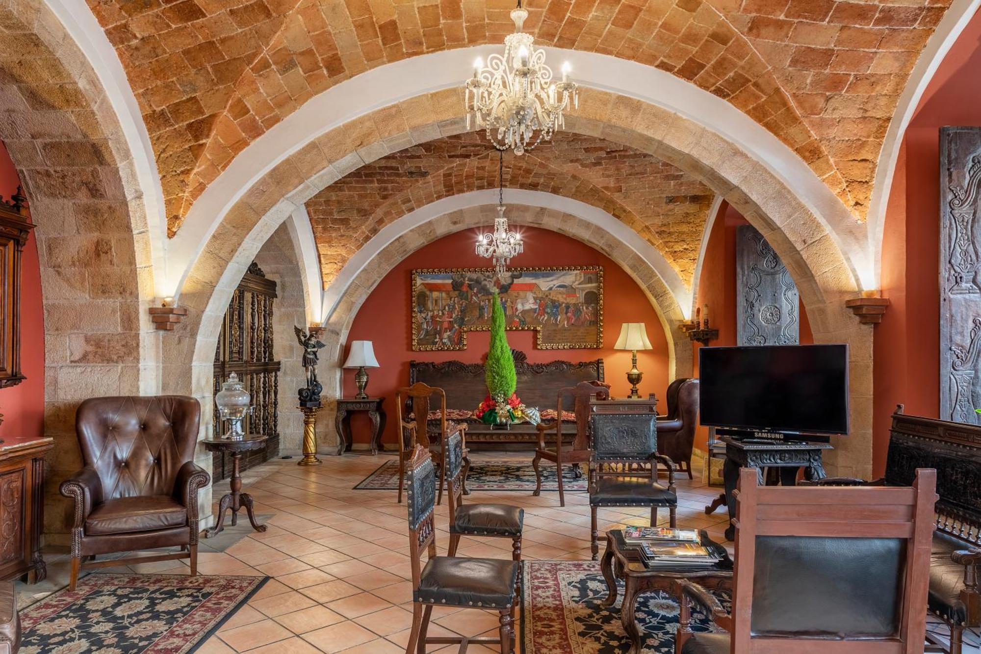 Parador Santa Maria La Real Sucre Exterior photo